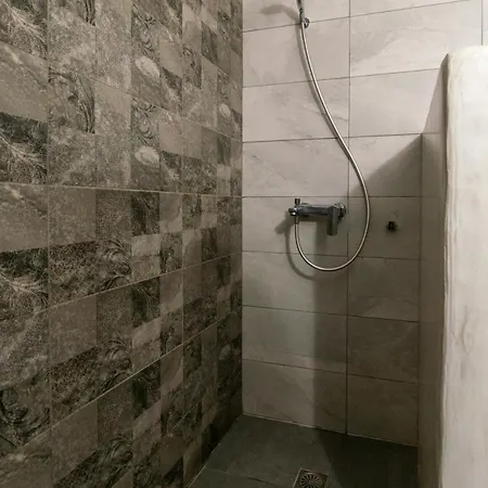 Poseidon Apartment *